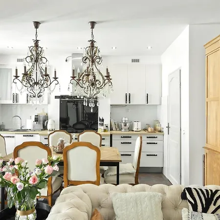 Immogroom - T4 - Center - 8 Min From Palais