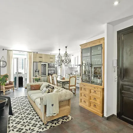 Immogroom - T4 - Center - 8 Min From Palais Apartamento