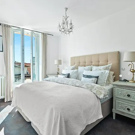 Immogroom - T4 - Center - 8 Min From Palais