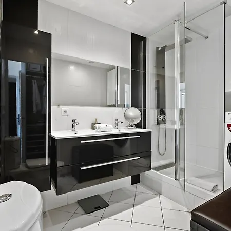 Upstays Banane Center 80m * Cannes