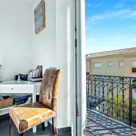 Upstays Banane Center 80M Apartment *